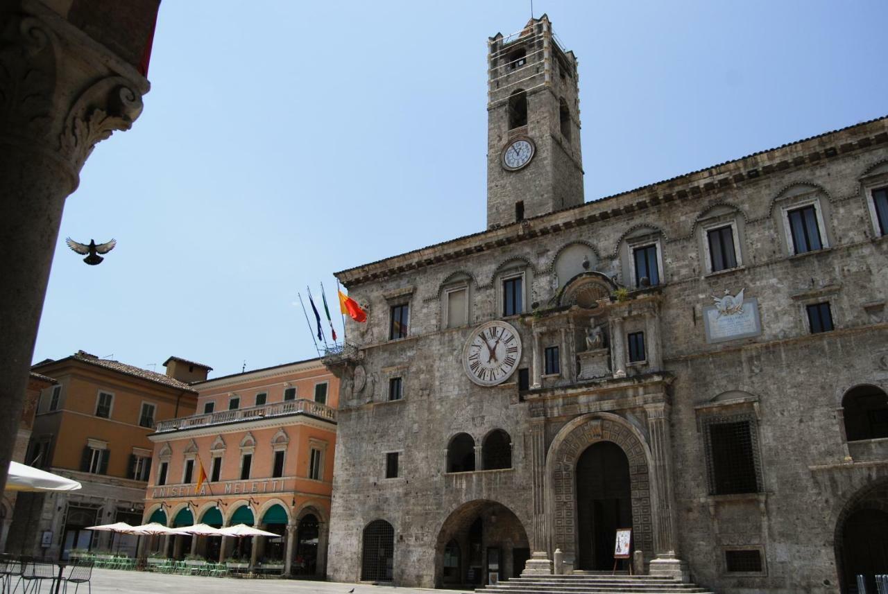 A Casa Di Lola Bed & Breakfast Ascoli Piceno Exterior photo